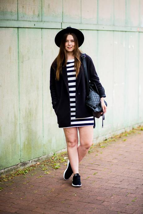 Casual Stripes Outfit