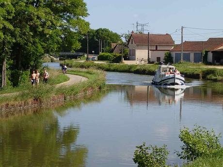 Canal du Centre bei Chagny. - © Foto: Erich Kimmich