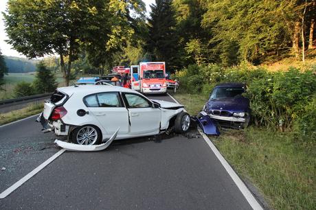 Schwerer Autounfall Reichshof