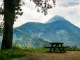 Anstieg geschafft, kurz vorm Alpenhotel ein Blick zum Ötscher - Wanderung zum Trefflingfall im Naturpark Ötscher-Tormäuer