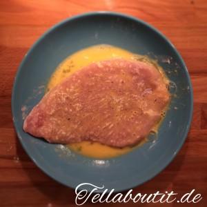 Paniertes Putenschnitzel mit bayerischem Kartoffelsalat Putenschnitzel panieren