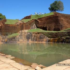 Sigiriya: Warum baut man bitte eine komplette Festung auf einen erloschenen Vulkan?