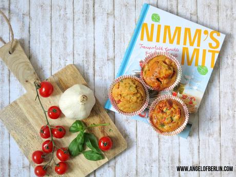 [bakes...] Mozzarella-Tomato Muffins {Nimm's Mit}