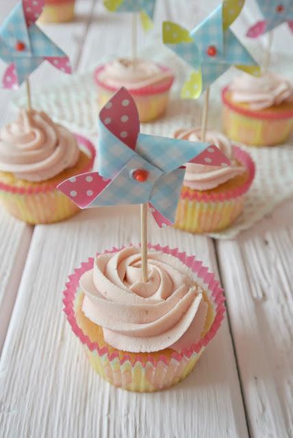 Cupcakes mit Himbeer Frosting