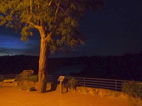 Loire-Blick nachts. - © Foto: Erich Kimmich