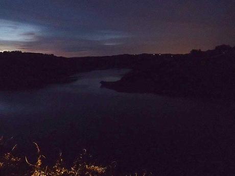 Loire-Stausee nachts. - © Foto: Erich Kimmich