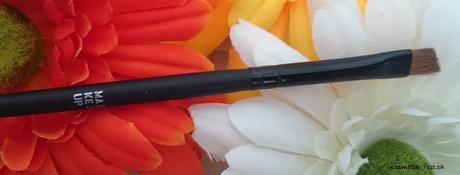 Make up Factory Ultrastay Brow Cream & Eye Contour Brush Review