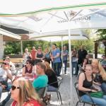 Das Sommerfest der Maisterei mit Tag der offenen Türe in Solms Die Gäste lauschen gespannt