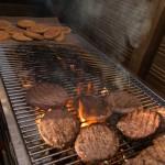Das Sommerfest der Maisterei mit Tag der offenen Türe in Solms Burger und Brötchen vom Grill