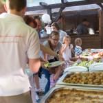 Das Sommerfest der Maisterei mit Tag der offenen Türe in Solms Rob eröffnet das Buffet