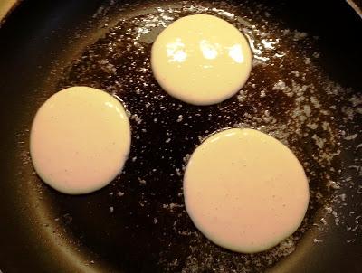 gefüllte Pancakes (mit Schoko)