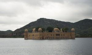 Sehenswuerdigkeiten-Jaipur-Wasserschloss-Jal-Mahal