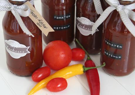 Herzhafter Sommer im Glas: Selbst gemachtes Tomaten-Ketchup
