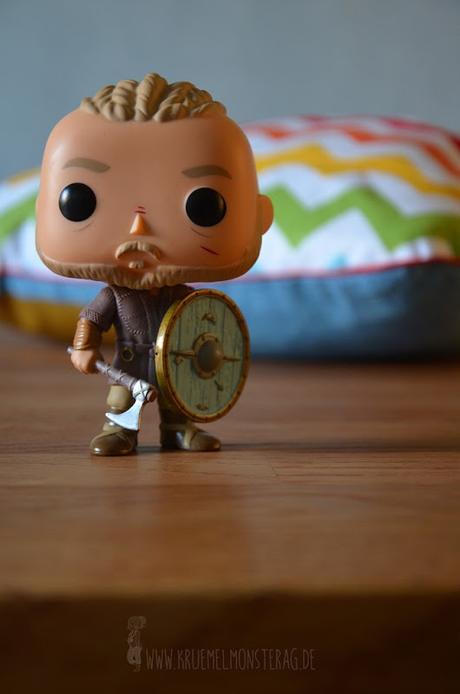 Kissenschlacht (01) Ich plotte mir Ragnar Lothbrok zum Kuscheln