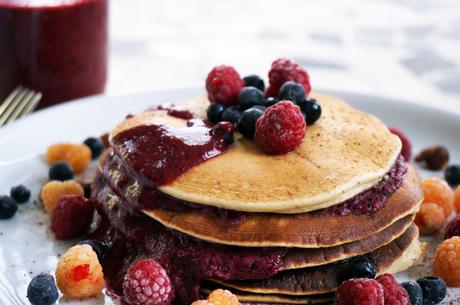 Protein Pancakes mit Beeren  