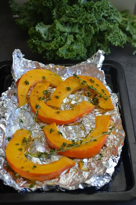 Savoury Wednesday: Kürbis-Grühnkohl Salat mit Orangen-Mohn Dressing