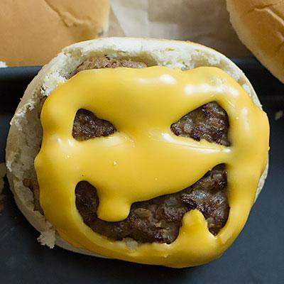 Halloween Cheeseburger