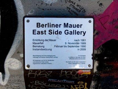 East-Side-Gallery-Berlin-Schild