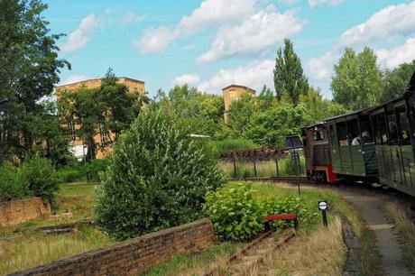 Waldeisenbahn Muskau - Romantisch, nostalgisch vom Fürst-Pückler- zum Rhododendronpark Kromlau