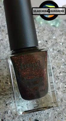 [Nails] trend IT UP Sparkling Glamour 050 mit essence Merry berry 01 i love my golden pumps