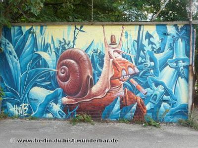 Alte Boerse, Berlin, Gebaeude, Graffiti, Streetart,  Marzahn