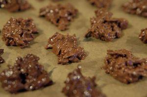 Knuspriges Schokoladenkonfekt – einfach und schnell