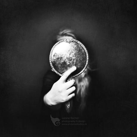 Mirror Mirror by SabineFischer