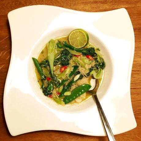 Detox Green Curry Suppe