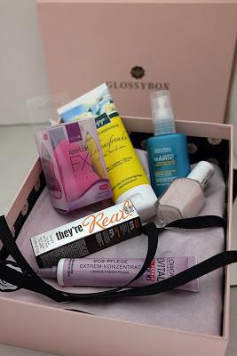Glossybox Januar 2016 - New year, new you-Edition