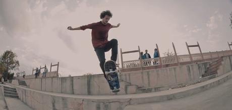 „The Rajput Ride“ – Skateboarding während dem Holi Festival in Neu-Delhi The-Rajput-Ride