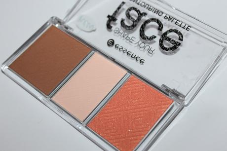 Swatches und erster Eindruck: Essence shape your face Contouring Palette in 10 ready, set, peach!