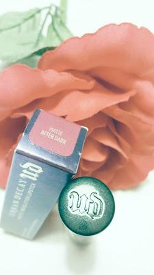 URBAN DECAY- Matte Revolution Lipstick URBAN DECAY- Matte Revolution Lipstick
