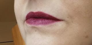URBAN DECAY- Matte Revolution Lipstick URBAN DECAY- Matte Revolution Lipstick