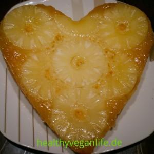 Gestürzter Ananaskuchen