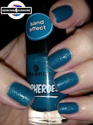 [Nails] Lacke in Farbe ... und bunt! PETROL mit essence SUPERHEROES 02 THE INCREDIBLE