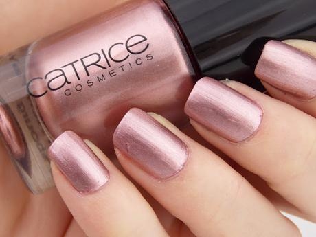[NOTD] Catrice Ultimate Nail Lacquer Gold