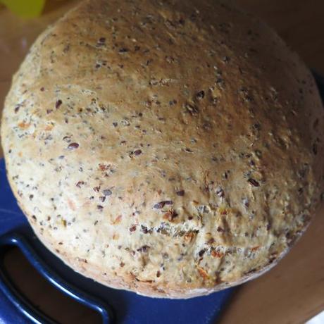 Ich habe mal wieder ein Brot gebacken ! Ich habe mal wieder ein Brot gebacken !