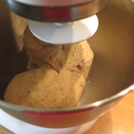 Ich habe mal wieder ein Brot gebacken ! Ich habe mal wieder ein Brot gebacken !