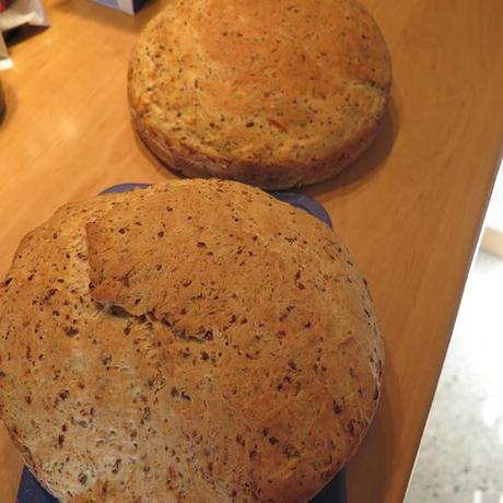 Ich habe mal wieder ein Brot gebacken ! Ich habe mal wieder ein Brot gebacken !