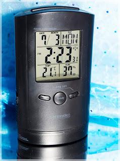 Arendo - Funkwecker mit Hygrometer und Thermometer im Test