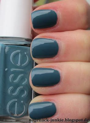 essie Pool Side Service [Lounge Lover]