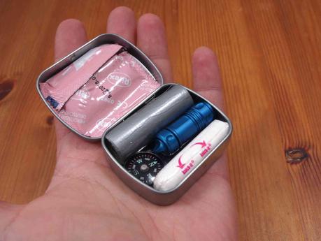 Survival-Kit in a Tin-Box P3283642