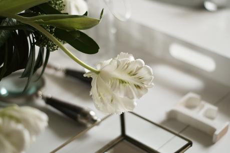 Blog + Fotografie by it's me ... fim.works - Papageientulpen in Grün und Weiß, Blüte Blog + Fotografie by it's me ... fim.works - Papageientulpen in Grün und Weiß, Blüte