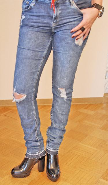 Up to what age you can wear distressed jeans?
