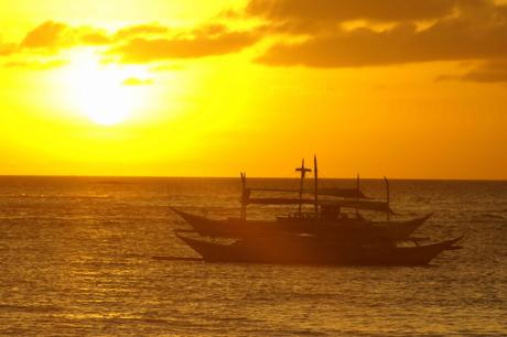 sunset-beach-boracay-banca-philippinen-blog