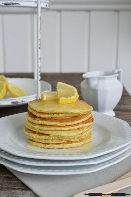 Breakfasttime: Poppy Seed Pancakes