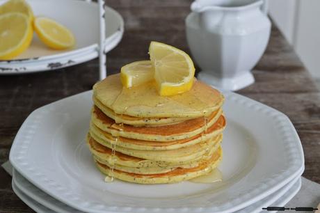Breakfasttime: Poppy Seed Pancakes