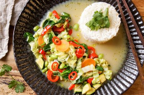Grünes Thai Curry mit Gemüse