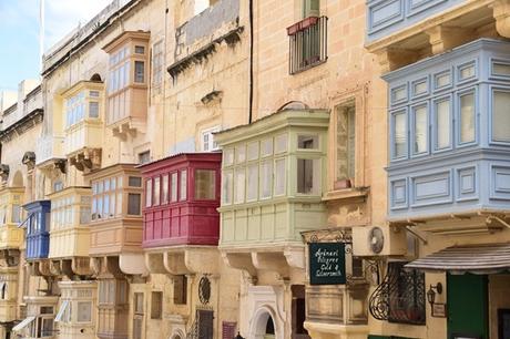 13_bunte-Balkone-Valletta-Malta