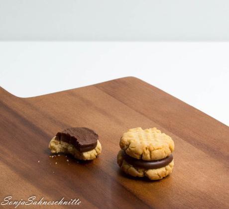 Double-Peanutbutter-Chocolate-Cookies-6